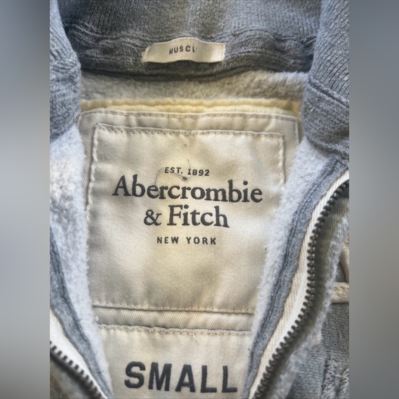 Abercrombie and Fitch sweatshirt small - Picture 6 of 8